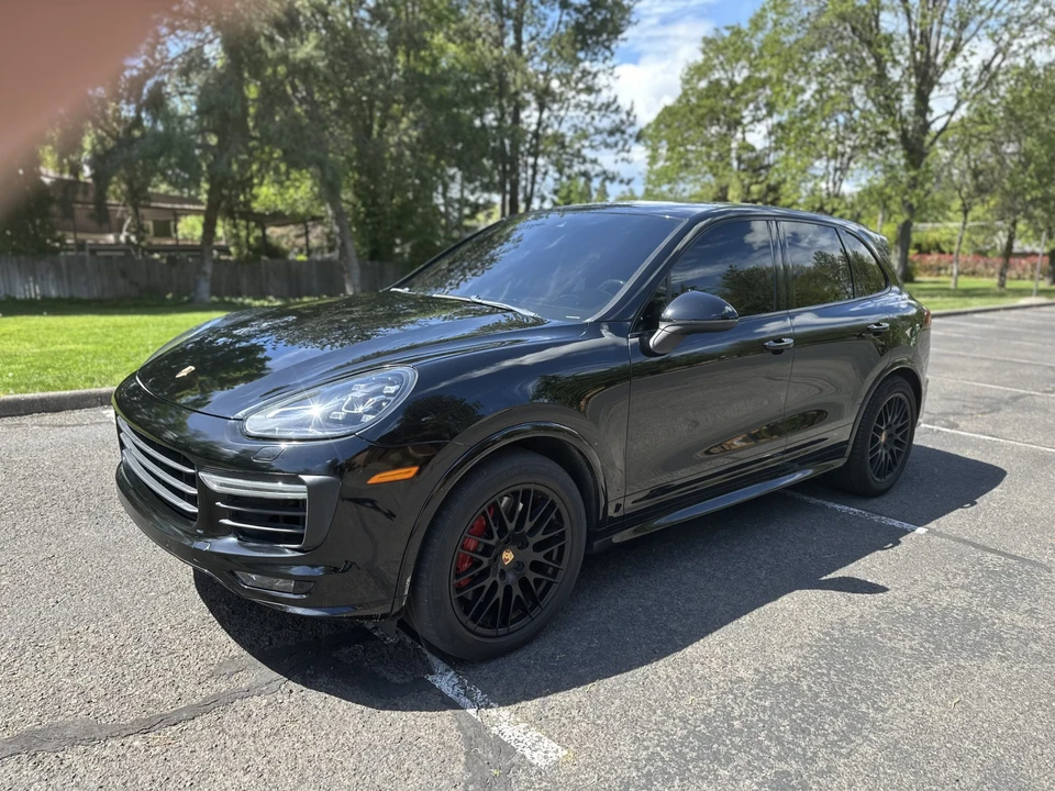 2016 Porsche 958 Cayenne GTS - Image 2 of 31