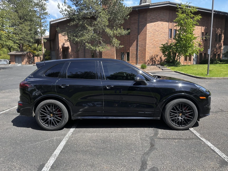 2016 Porsche 958 Cayenne GTS - Image 29 of 31