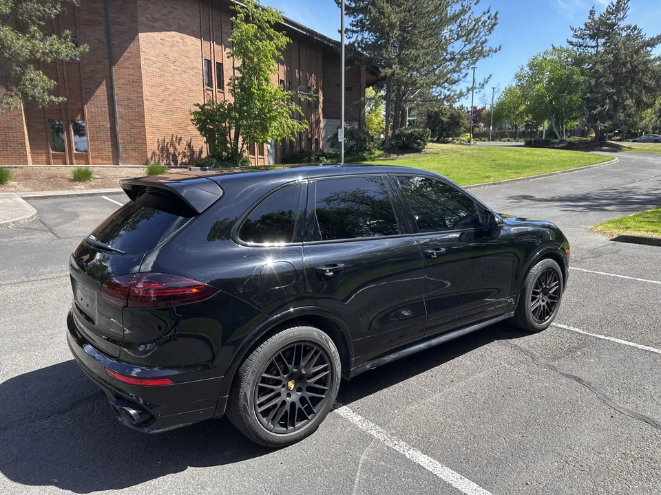 2016 Porsche 958 Cayenne GTS - Image 25 of 31