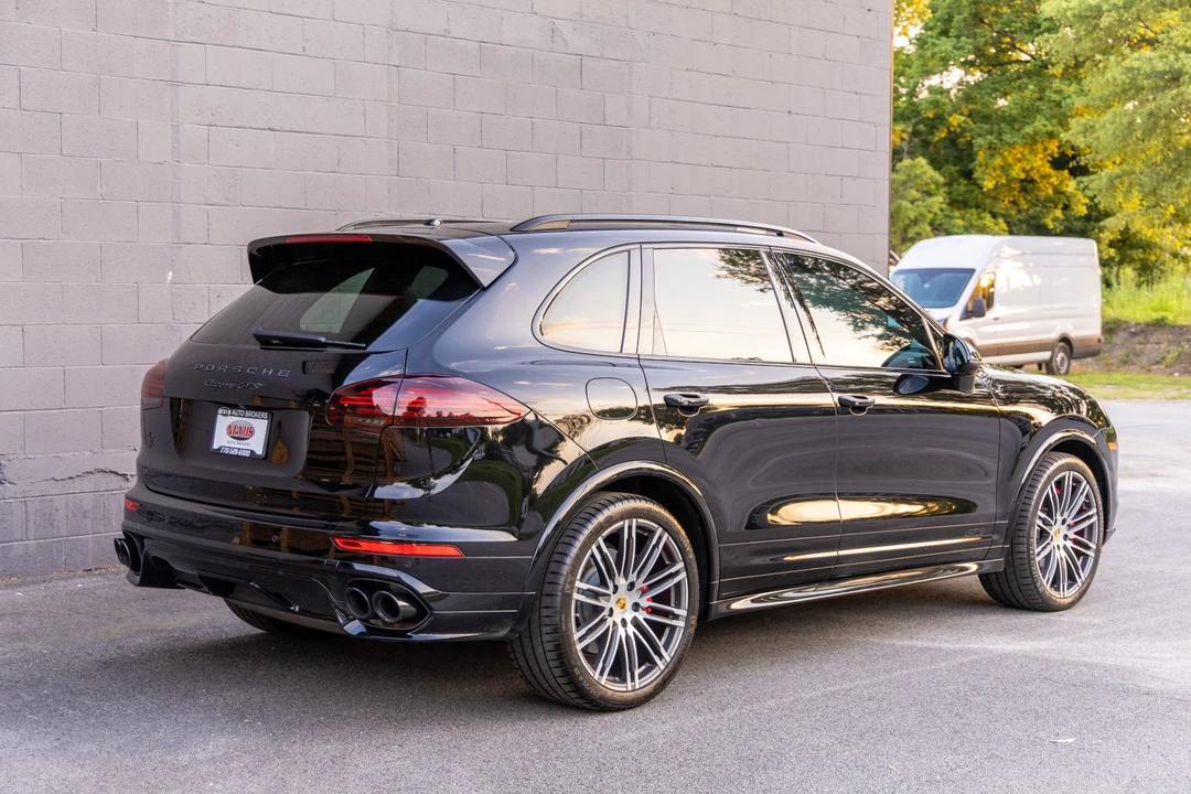 2016 Porsche 958 Cayenne GTS - Image 24 of 31