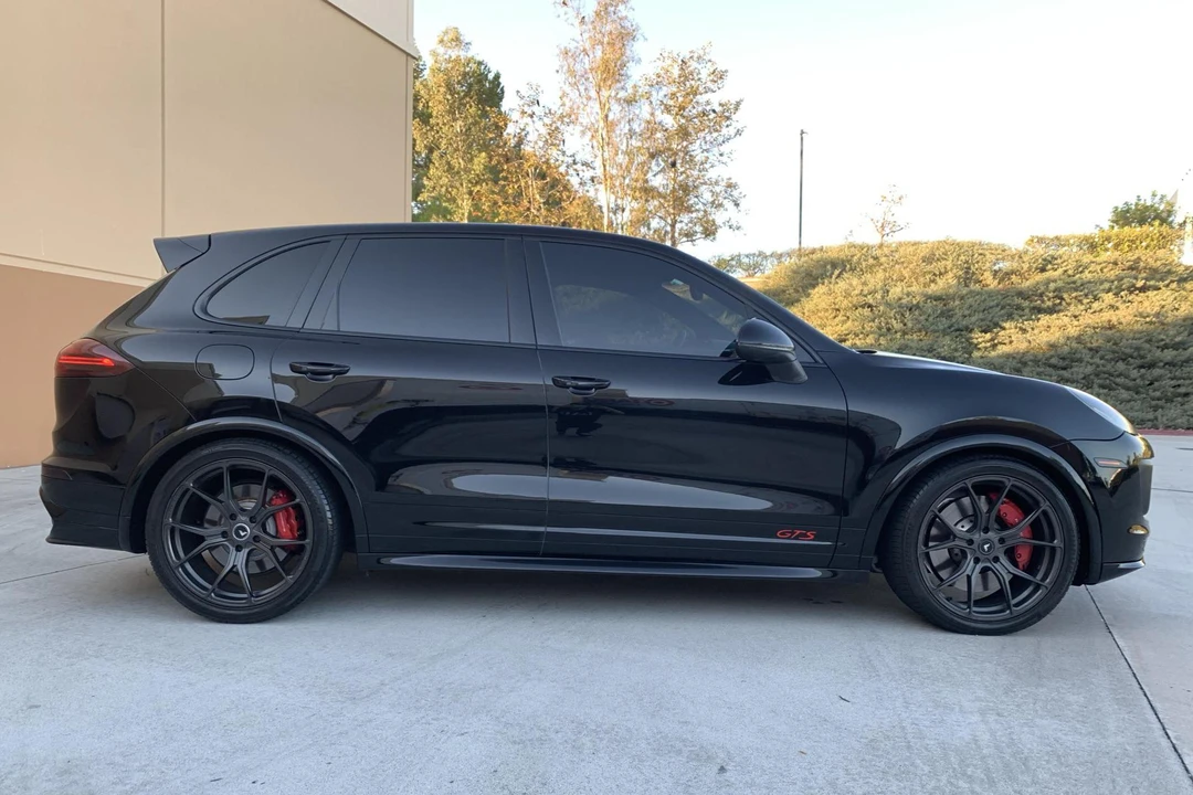 2016 Porsche 958 Cayenne GTS - Image 3 of 9