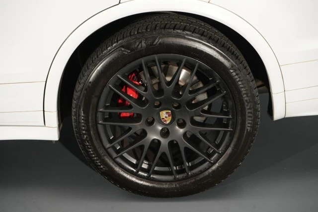2016 Porsche 958 Cayenne GTS - Image 28 of 31
