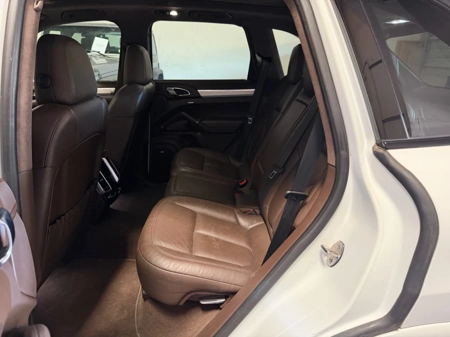 2016 Porsche 958 Cayenne GTS - Image 11 of 14