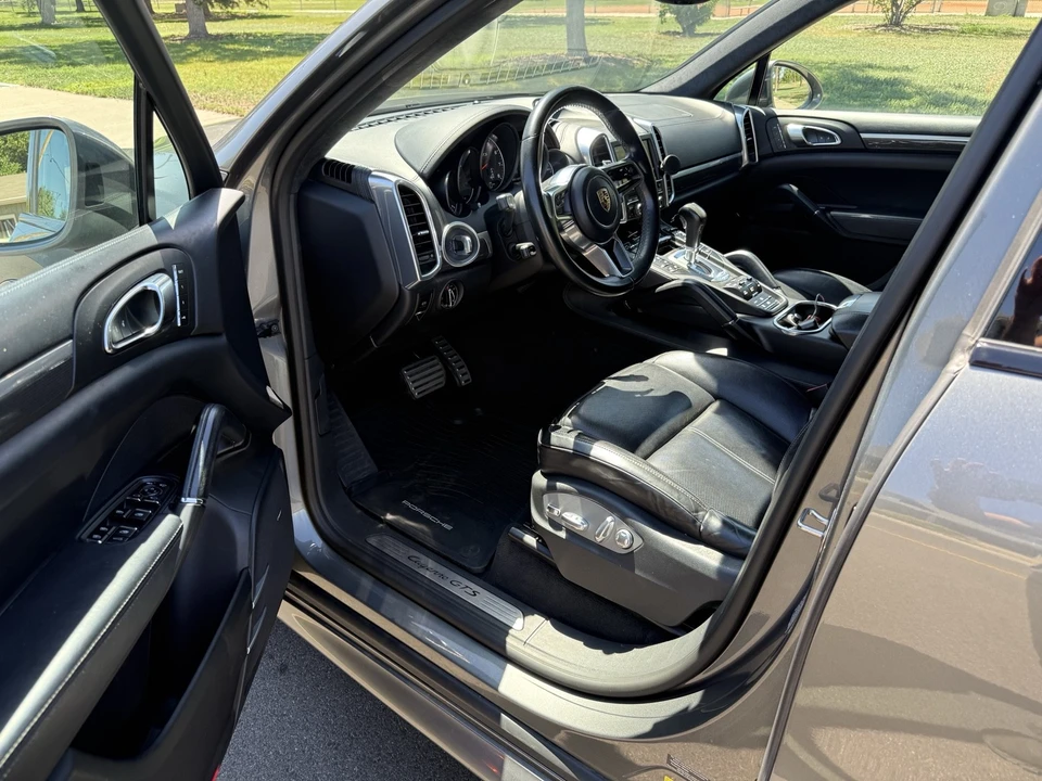 2016 Porsche 958 Cayenne GTS - Image 5 of 10