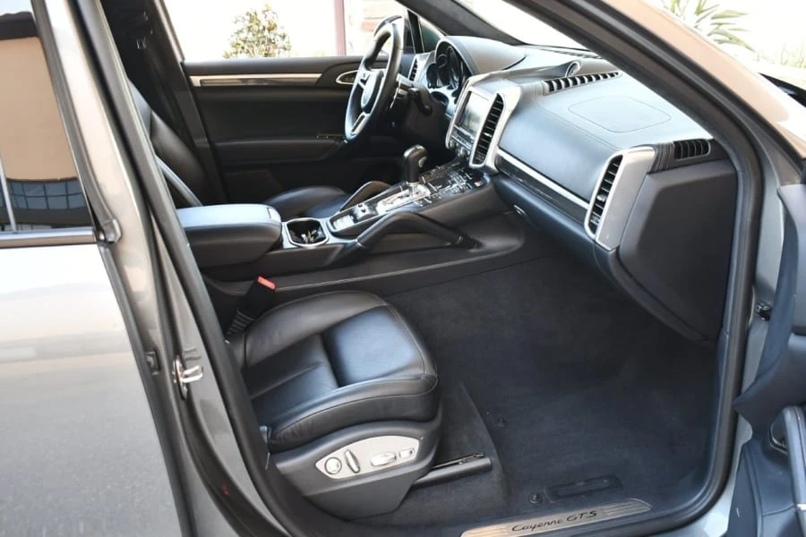 2016 Porsche 958 Cayenne GTS - Image 13 of 18
