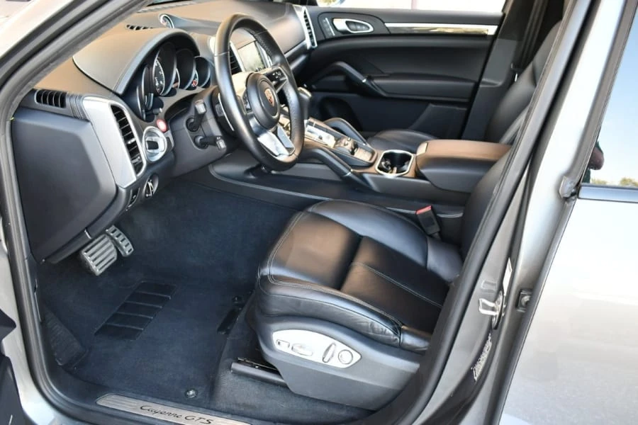 2016 Porsche 958 Cayenne GTS - Image 11 of 18