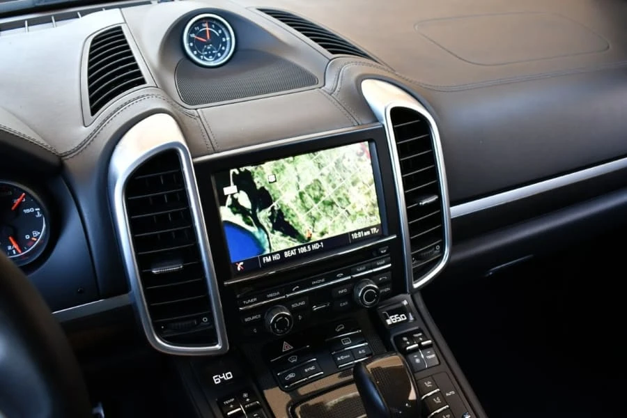 2016 Porsche 958 Cayenne GTS - Image 16 of 18