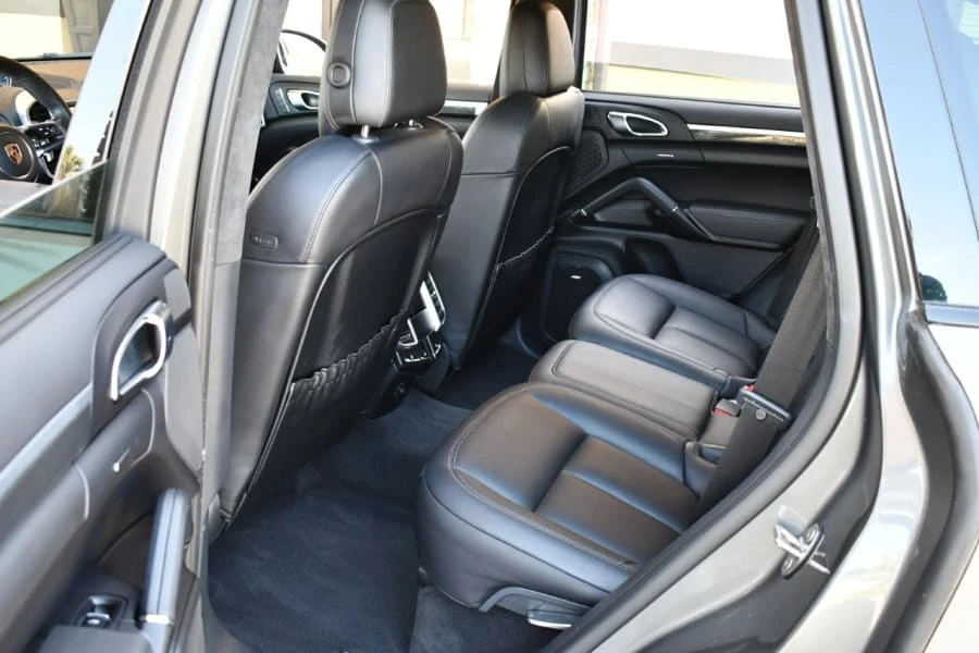 2016 Porsche 958 Cayenne GTS - Image 14 of 18