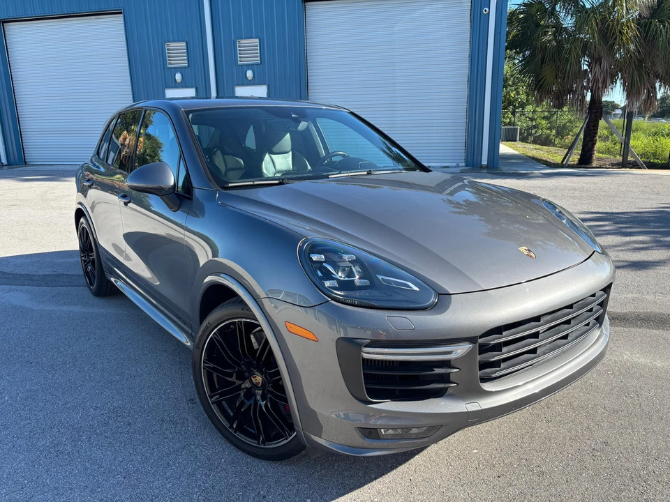 2016 Porsche 958 Cayenne GTS - Image 28 of 31
