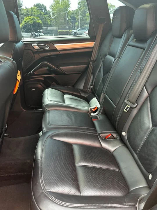 2016 Porsche 958 Cayenne GTS - Image 12 of 19