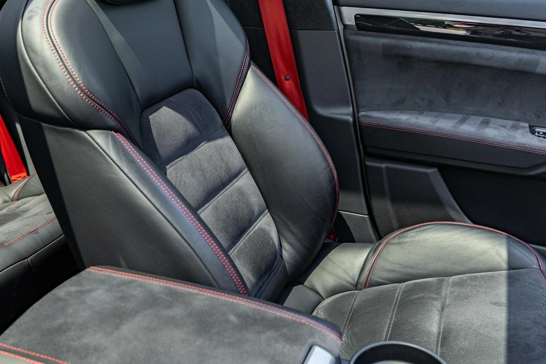 2016 Porsche 958 Cayenne GTS - Image 25 of 31