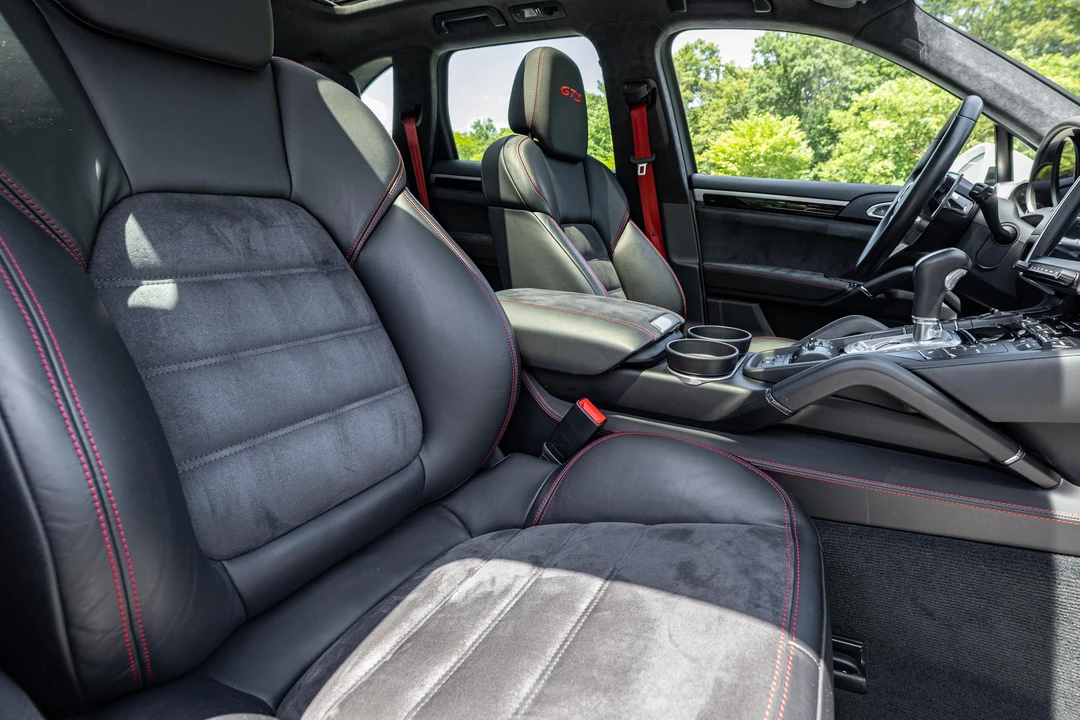 2016 Porsche 958 Cayenne GTS - Image 26 of 31