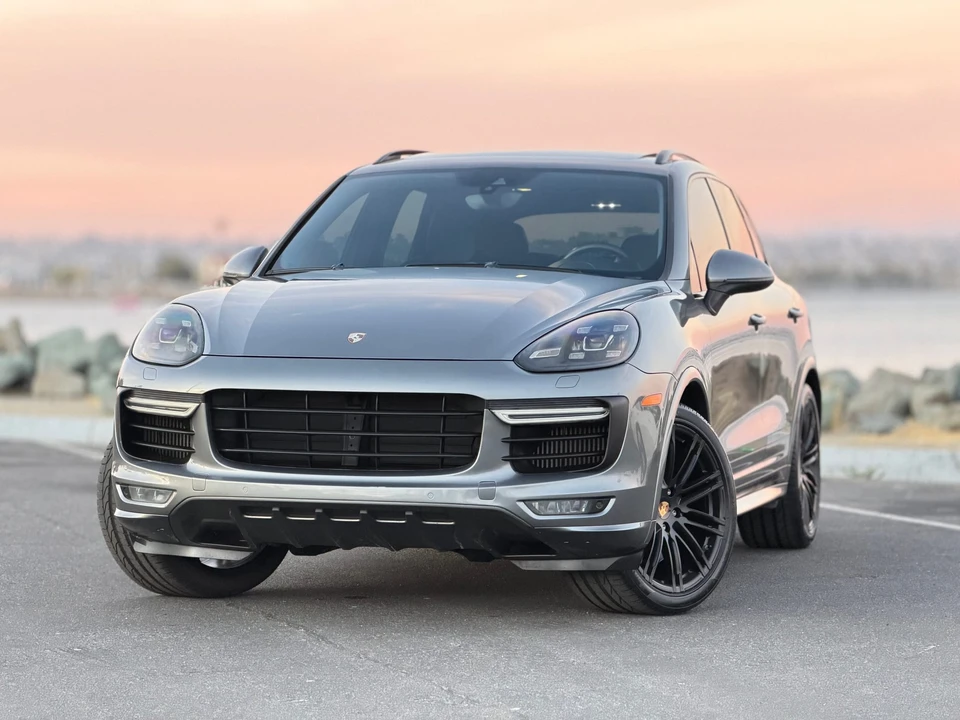 2016 Porsche 958 Cayenne GTS - Image 6 of 31