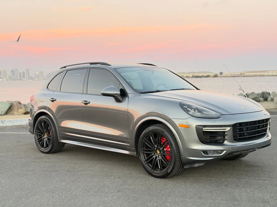 2016 Porsche 958 Cayenne GTS - Image 20 of 31