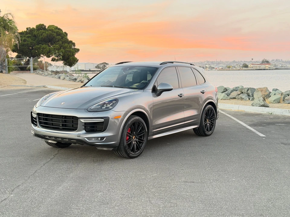 2016 Porsche 958 Cayenne GTS - Image 9 of 31