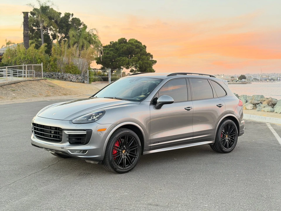 2016 Porsche 958 Cayenne GTS - Image 10 of 31