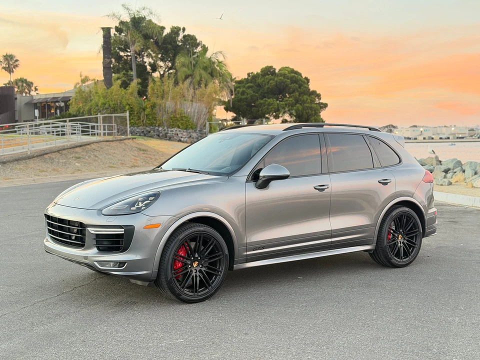 2016 Porsche 958 Cayenne GTS - Image 11 of 31