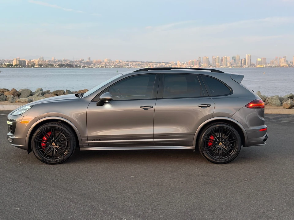 2016 Porsche 958 Cayenne GTS - Image 30 of 31