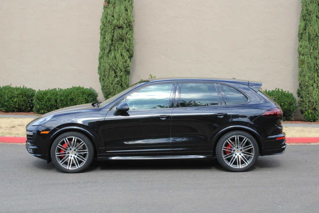 2016 Porsche 958 Cayenne GTS - Image 12 of 31