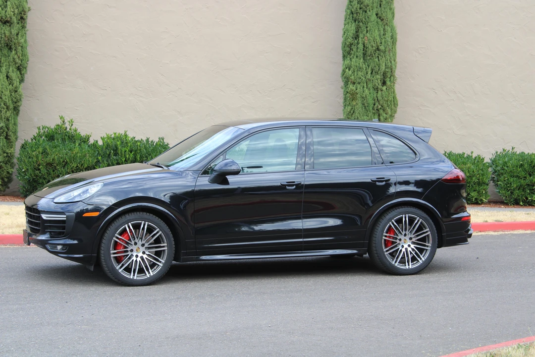 2016 Porsche 958 Cayenne GTS - Image 11 of 31