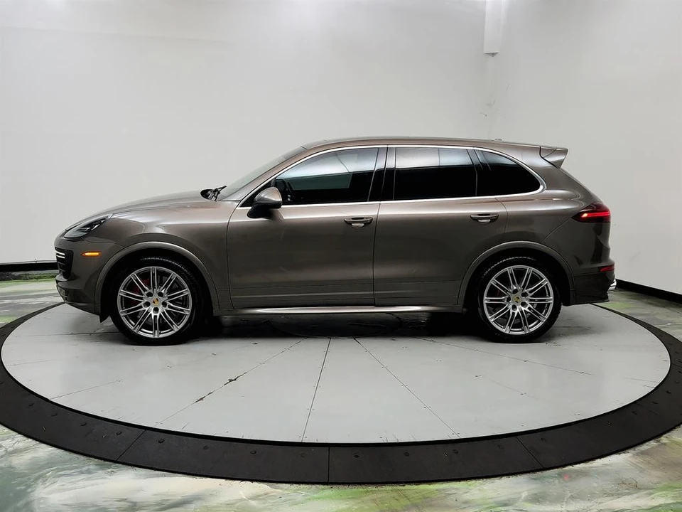 2016 Porsche 958 Cayenne GTS - Image 8 of 31