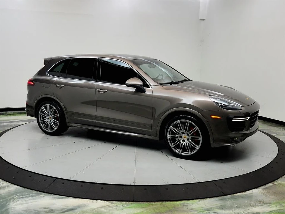 2016 Porsche 958 Cayenne GTS - Image 3 of 31