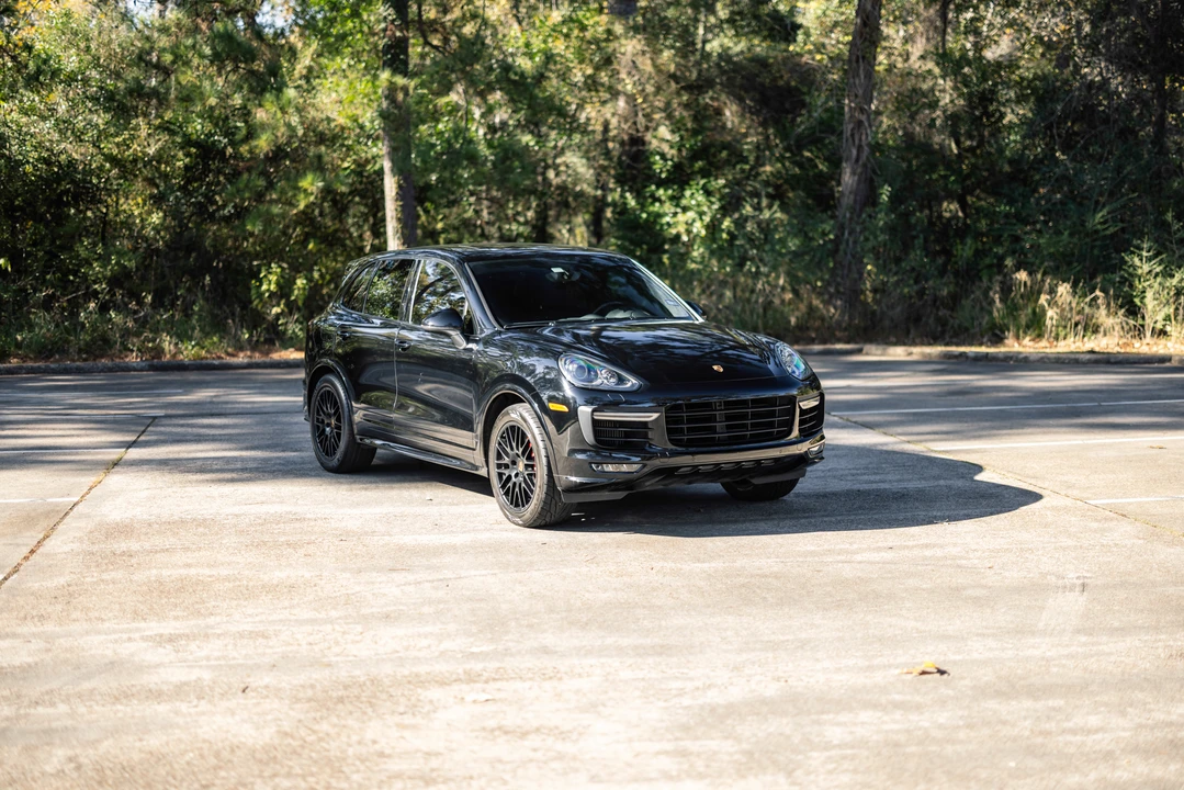 2016 Porsche 958 Cayenne GTS - Image 2 of 31