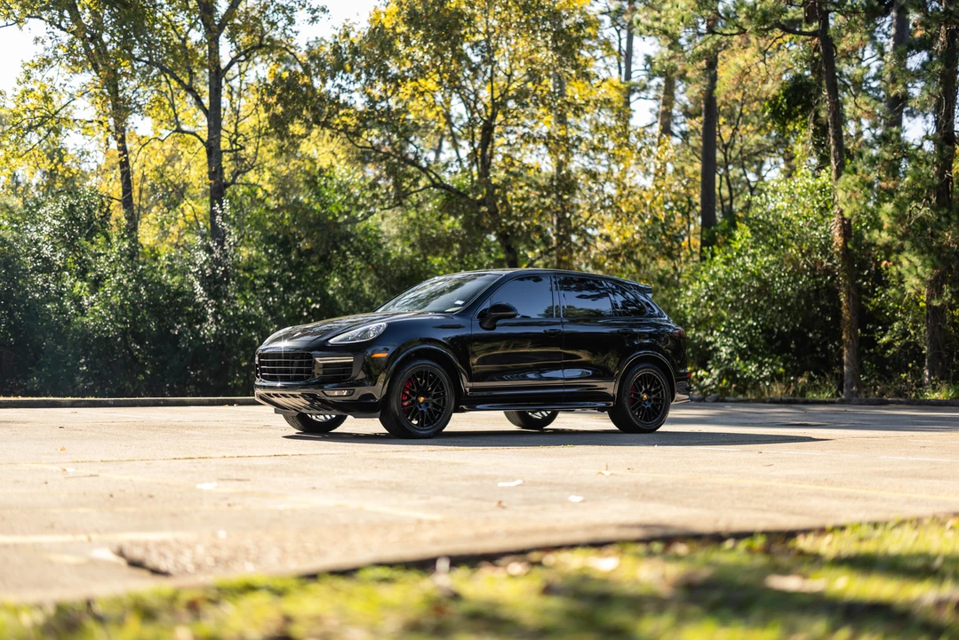 2016 Porsche 958 Cayenne GTS - Image 10 of 31