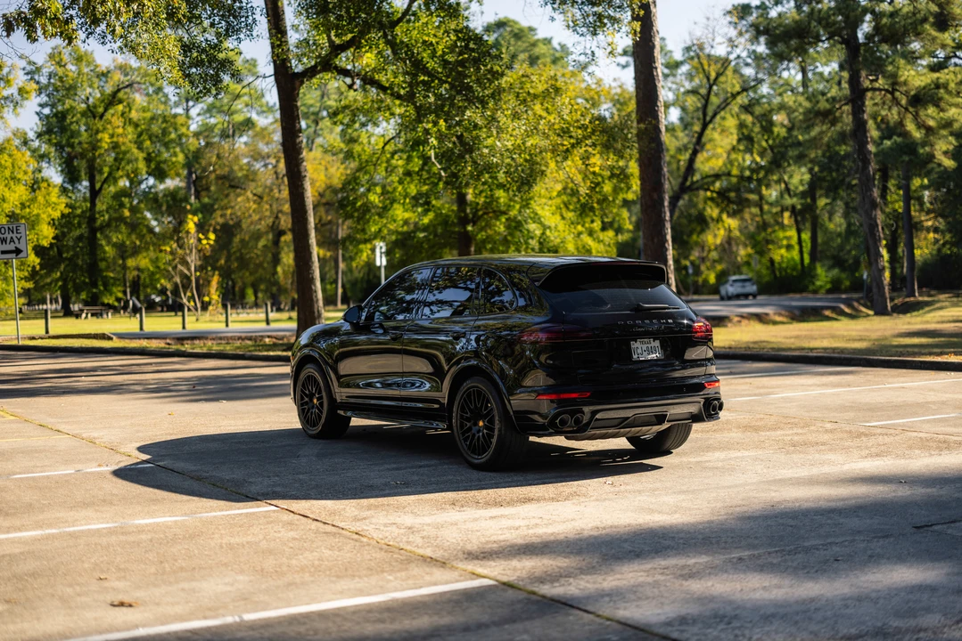2016 Porsche 958 Cayenne GTS - Image 18 of 31