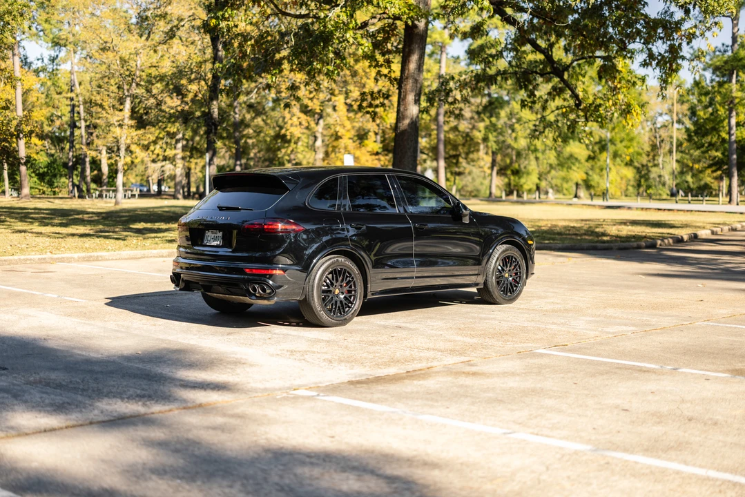 2016 Porsche 958 Cayenne GTS - Image 26 of 31
