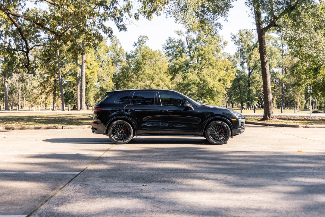 2016 Porsche 958 Cayenne GTS - Image 30 of 31