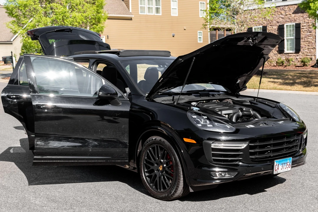 2016 Porsche 958 Cayenne GTS - Image 13 of 31