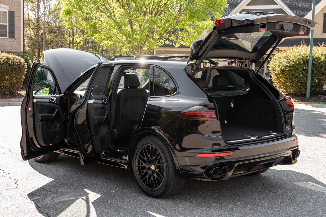 2016 Porsche 958 Cayenne GTS - Image 9 of 31