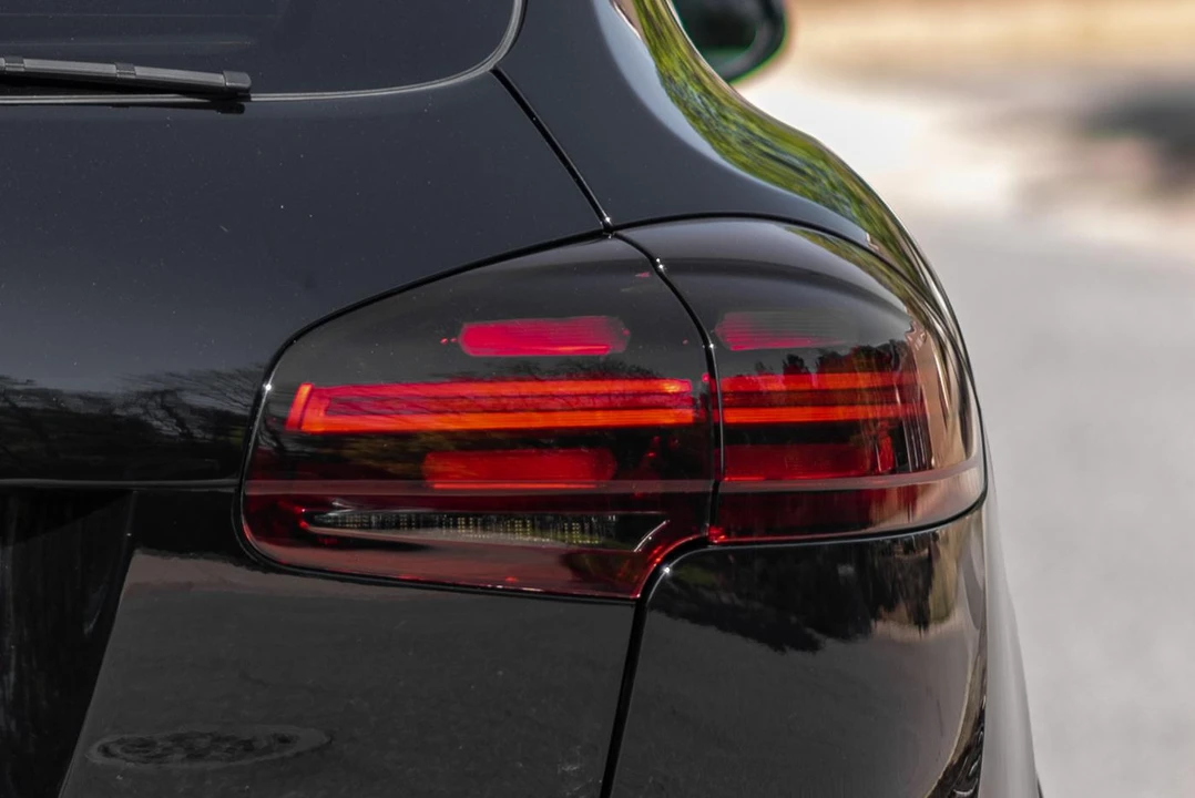 2016 Porsche 958 Cayenne GTS - Image 23 of 31