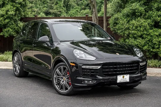 2016 Porsche Cayenne GTS