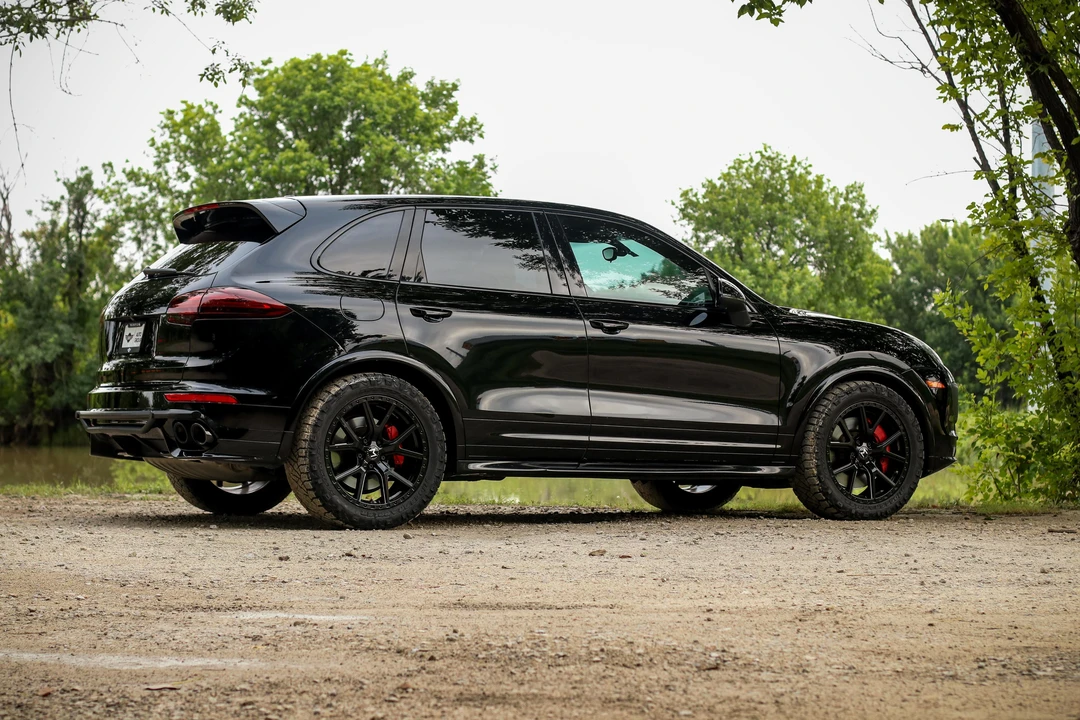 2016 Porsche 958 Cayenne GTS - Image 18 of 31