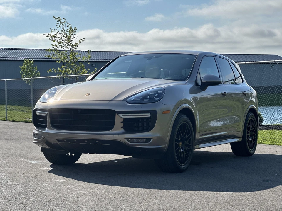 2016 Porsche 958 Cayenne GTS - Image 10 of 31