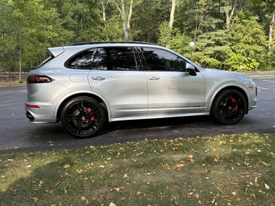 2016 Porsche 958 Cayenne GTS - Image 25 of 31