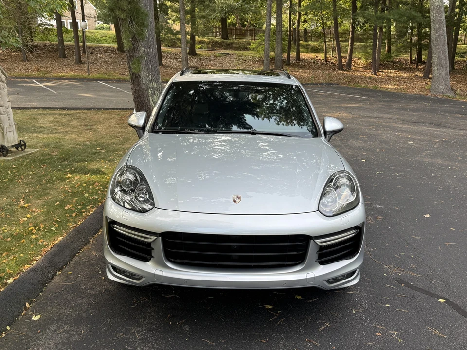 2016 Porsche 958 Cayenne GTS - Image 8 of 31