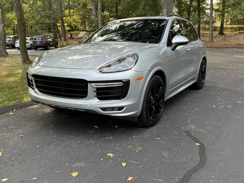 2016 Porsche 958 Cayenne GTS - Image 10 of 31