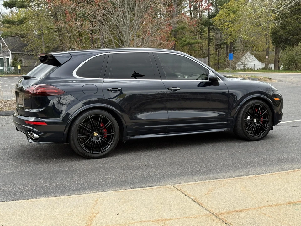 2016 Porsche 958 Cayenne GTS - Image 25 of 31