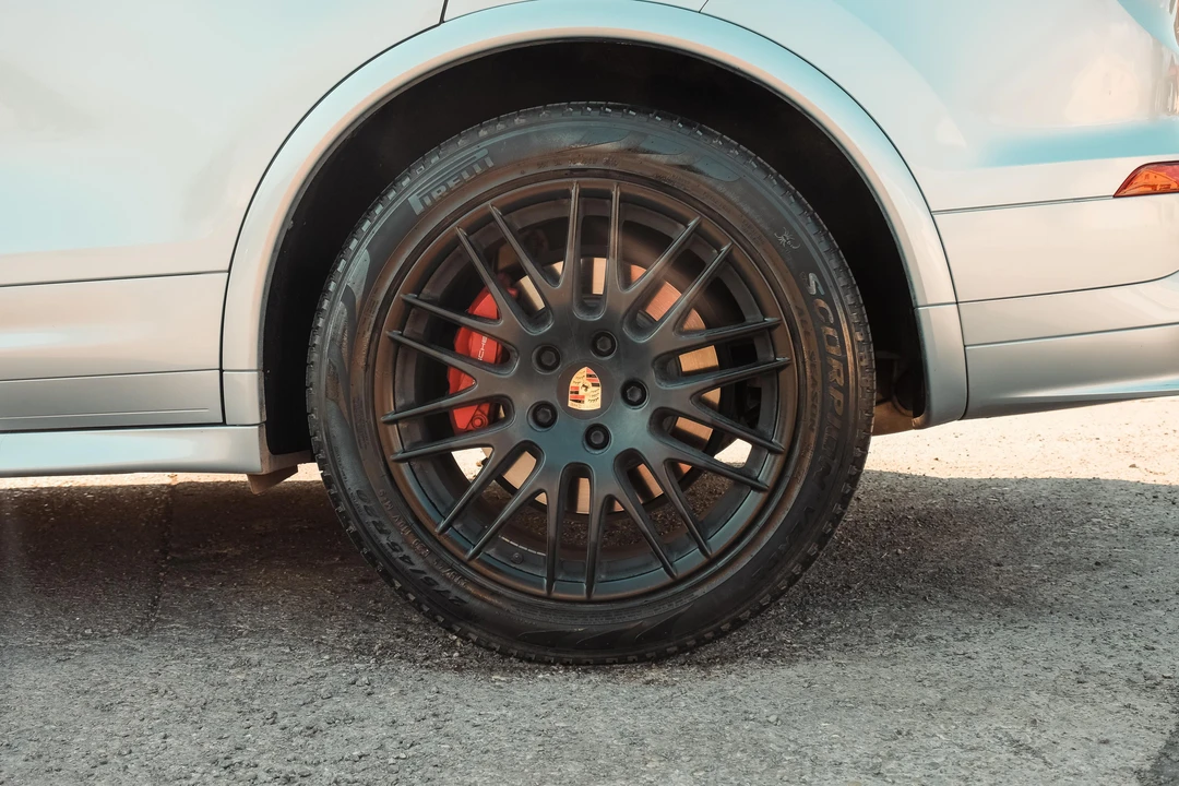 2016 Porsche 958 Cayenne GTS - Image 31 of 31