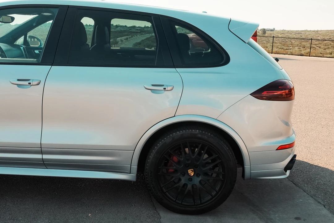 2016 Porsche 958 Cayenne GTS - Image 21 of 31