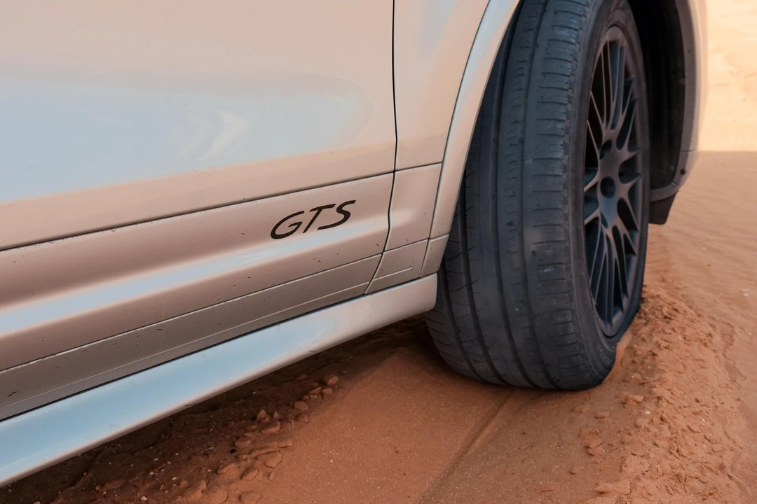 2016 Porsche 958 Cayenne GTS - Image 26 of 31