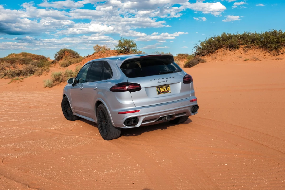 2016 Porsche 958 Cayenne GTS - Image 10 of 31