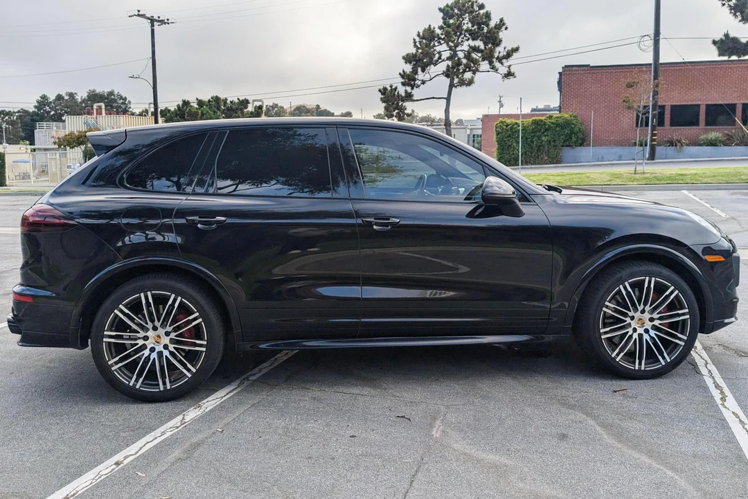 2016 Porsche 958 Cayenne GTS - Image 3 of 31