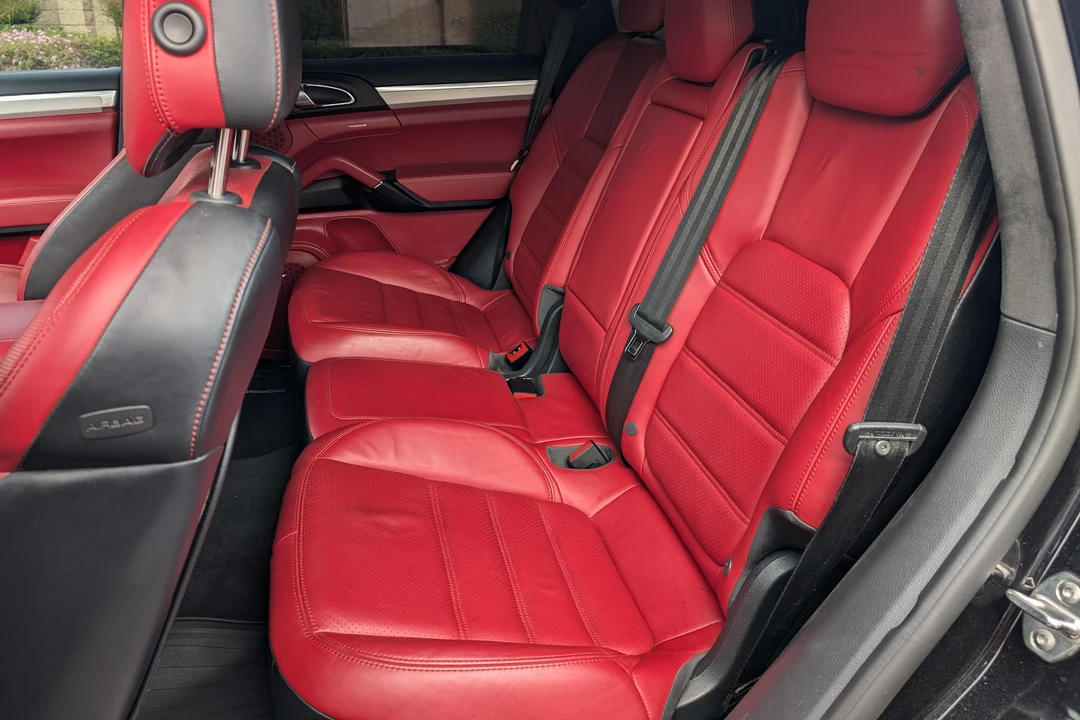 2016 Porsche 958 Cayenne GTS - Image 28 of 31
