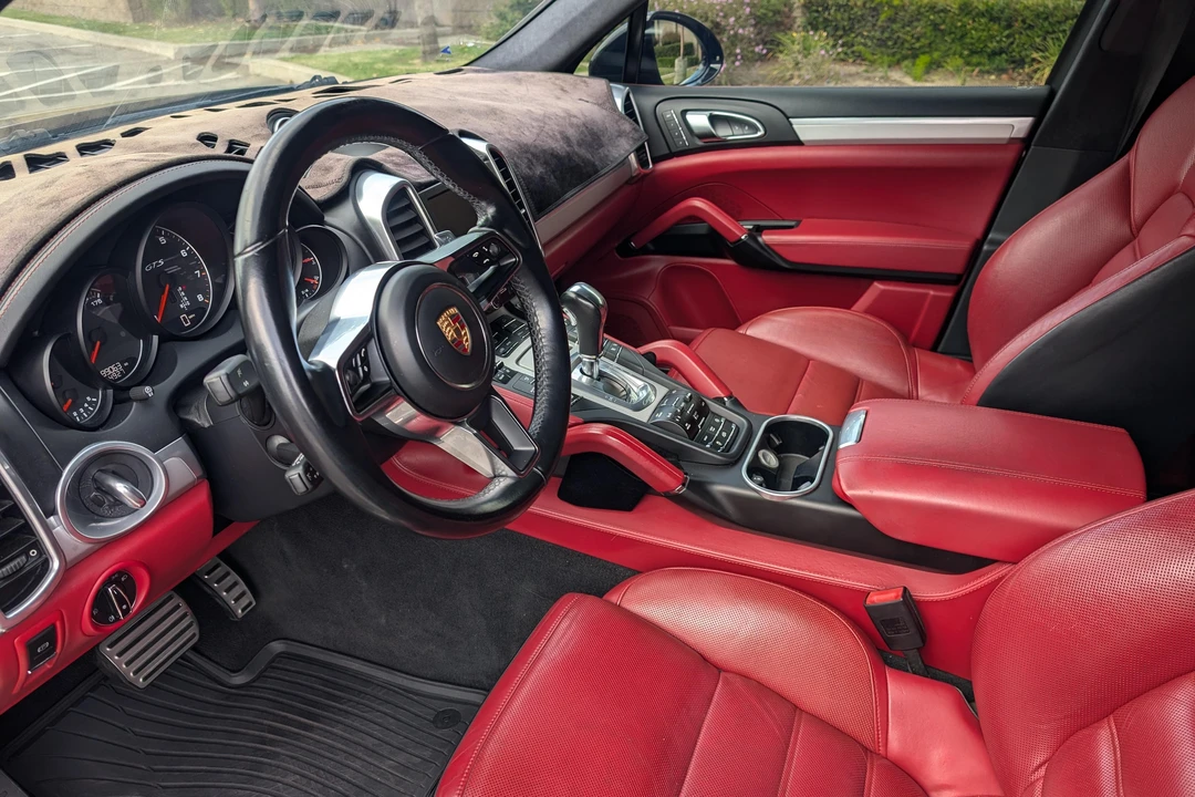 2016 Porsche 958 Cayenne GTS - Image 26 of 31