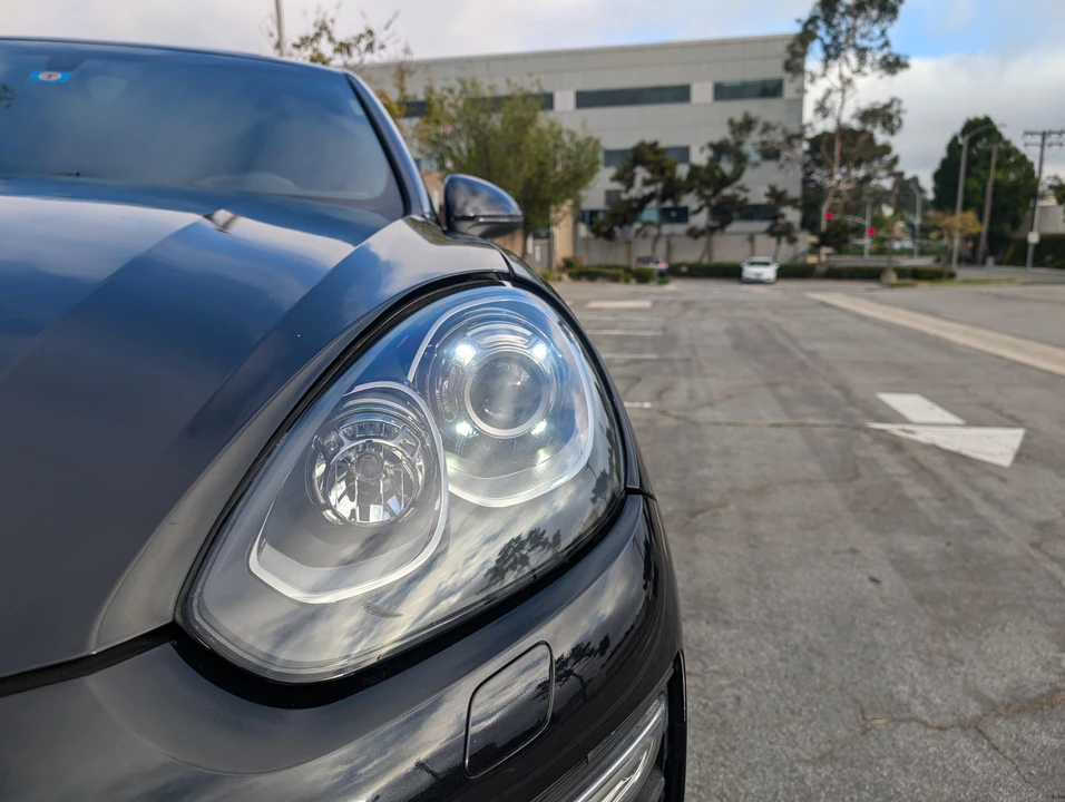 2016 Porsche 958 Cayenne GTS - Image 11 of 31