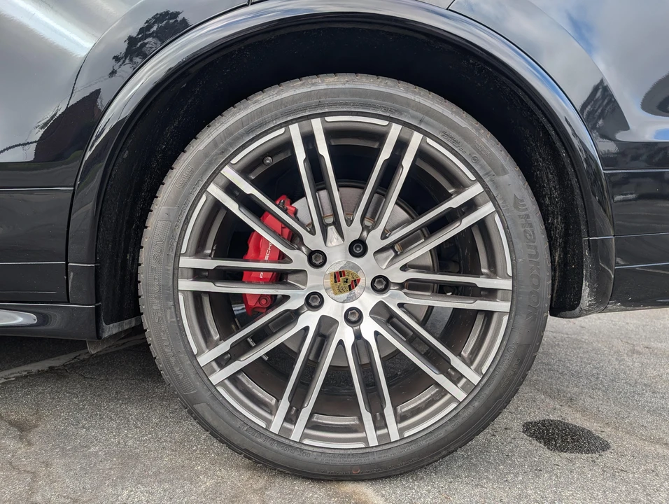 2016 Porsche 958 Cayenne GTS - Image 23 of 31
